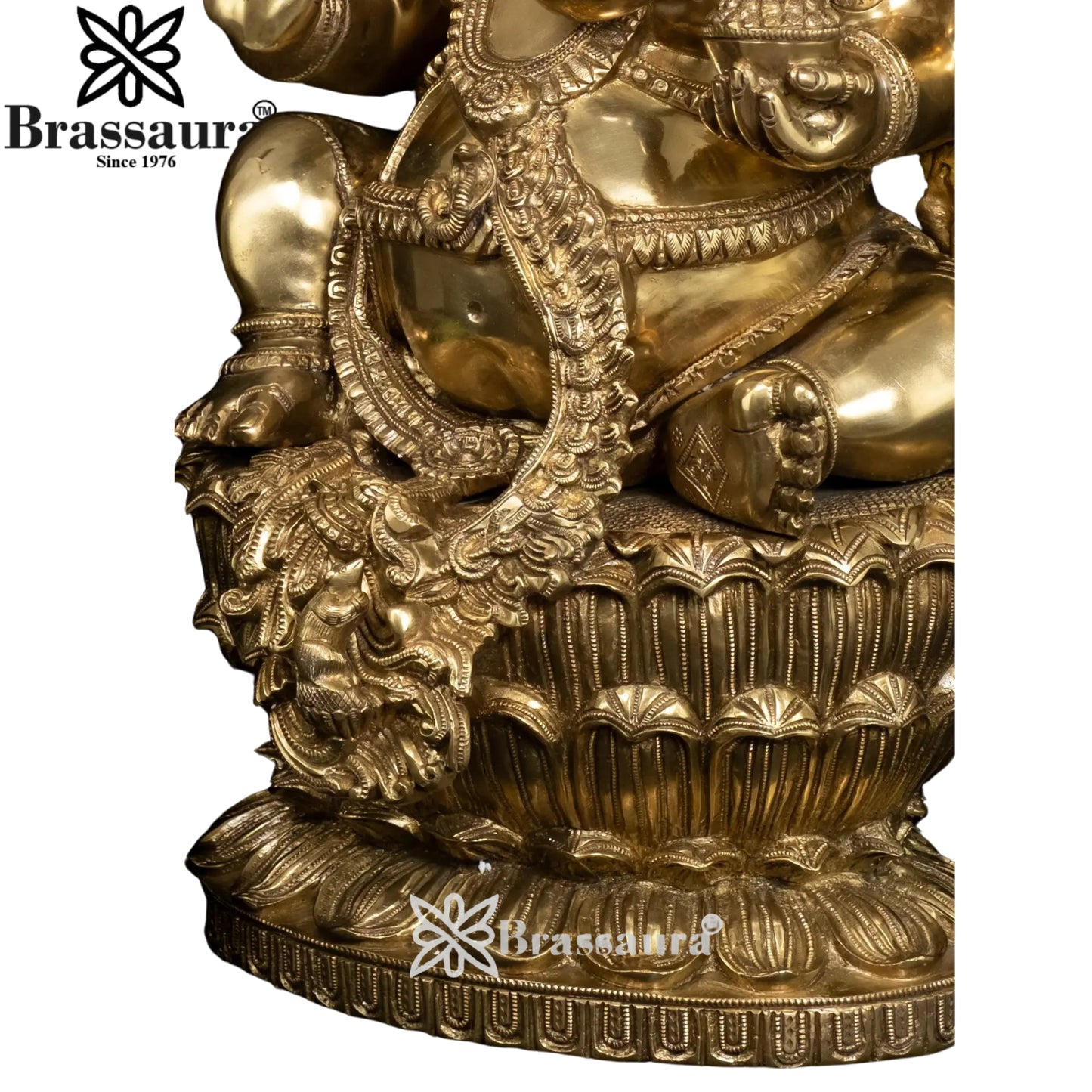 Brass Ganesha Statue Weight 34.5 Kg And Height 26 Inch