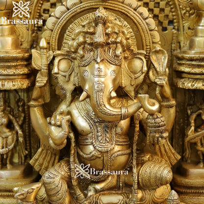 Brass Ring Ganesha Weight 19.32 Kg & Height 18.5 Inch