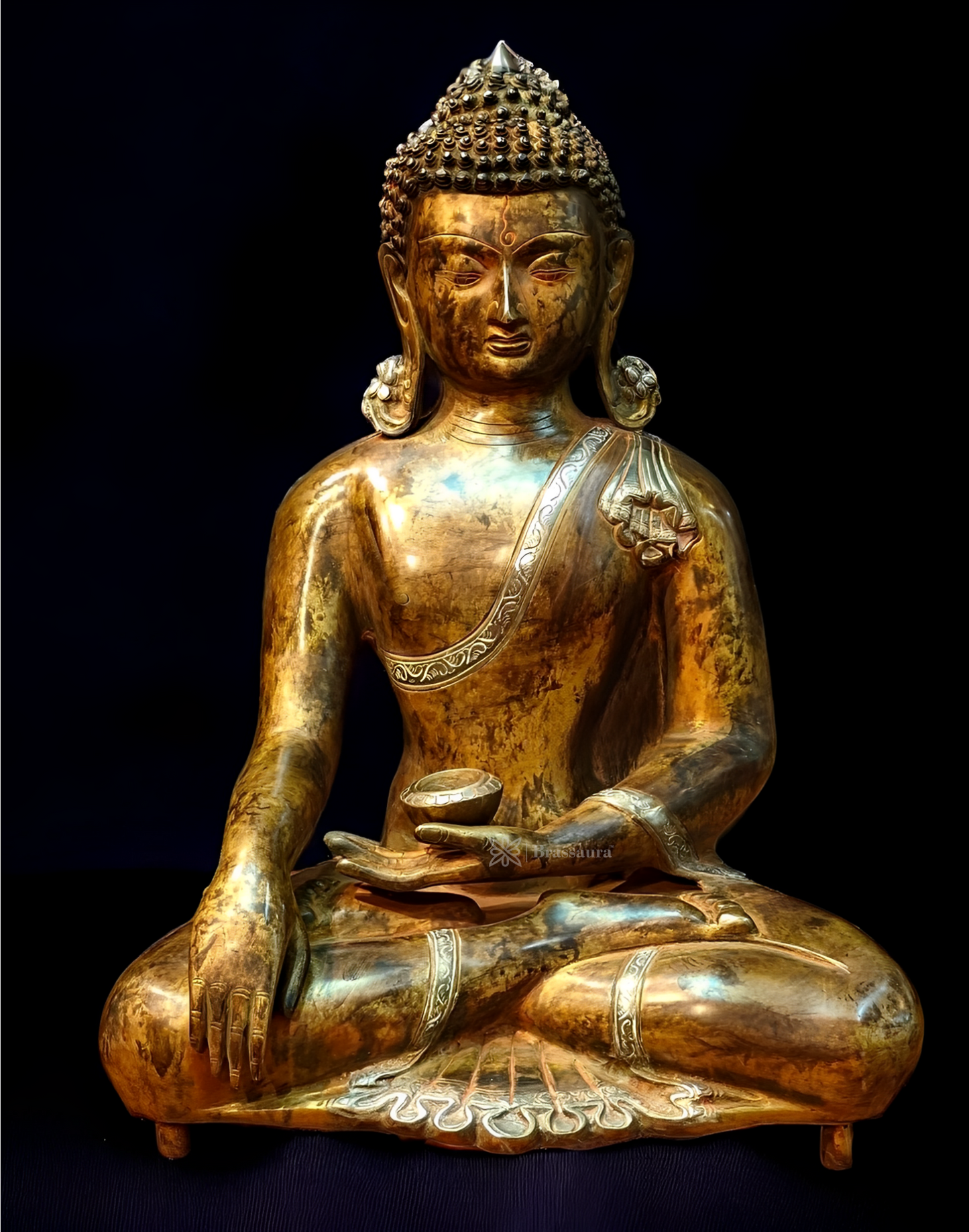 Brassaura™ Brass Bhumisparsha Buddha Statue – Nirvana Pose – Height 21 Inches, Weight 16 Kgs