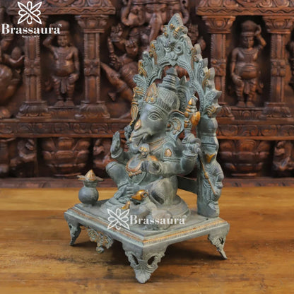Brass Vintage Ring Ganesha Weight 11.5 Kg & Height 17.5 Inch