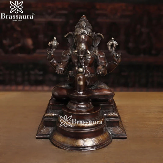 Brass Ganesha & Shivling Weight 15.8 Kg & Height 14.5 Inch