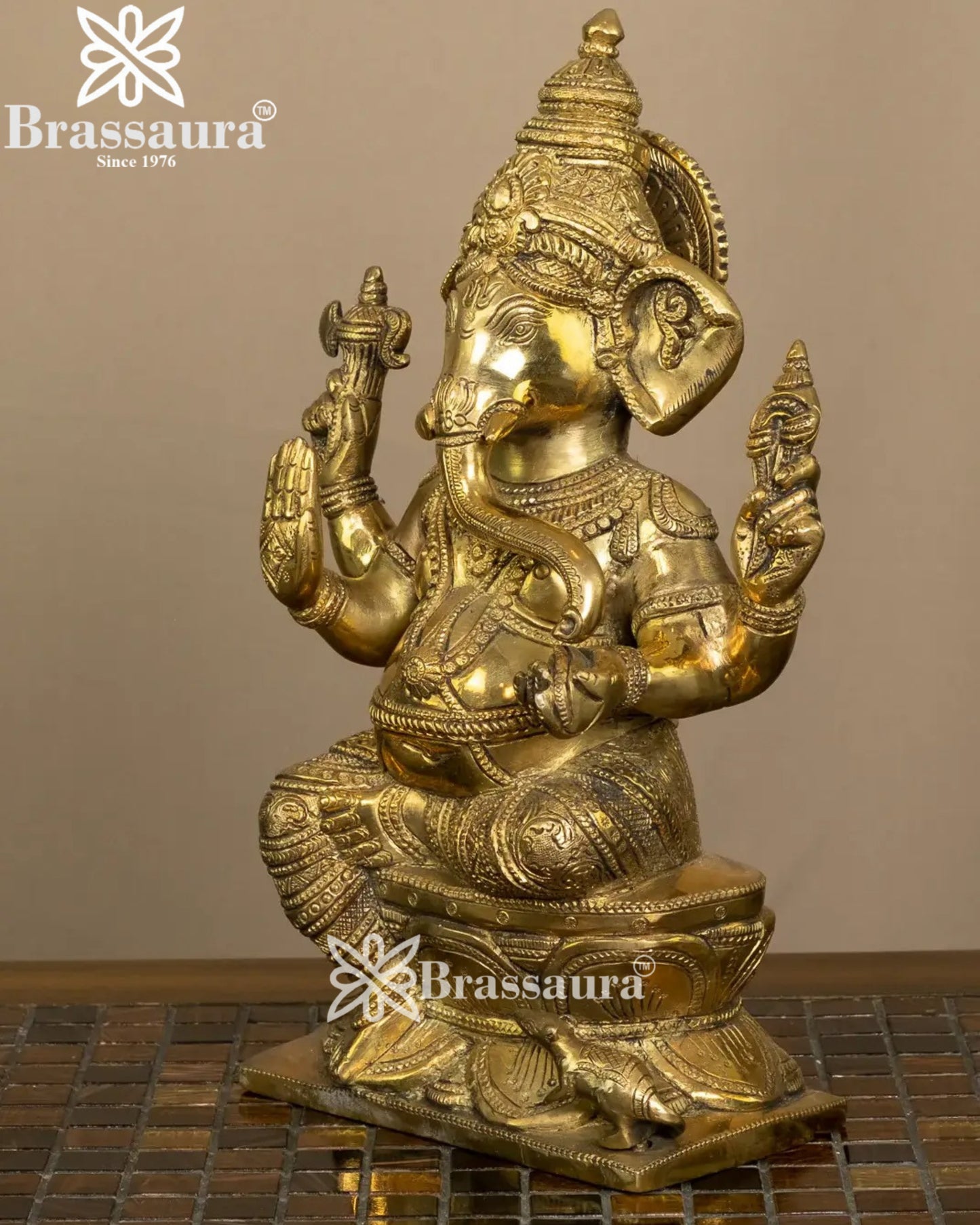 Brass Ganesha Statue Weight 5.4 Kg And Height 12 Inch