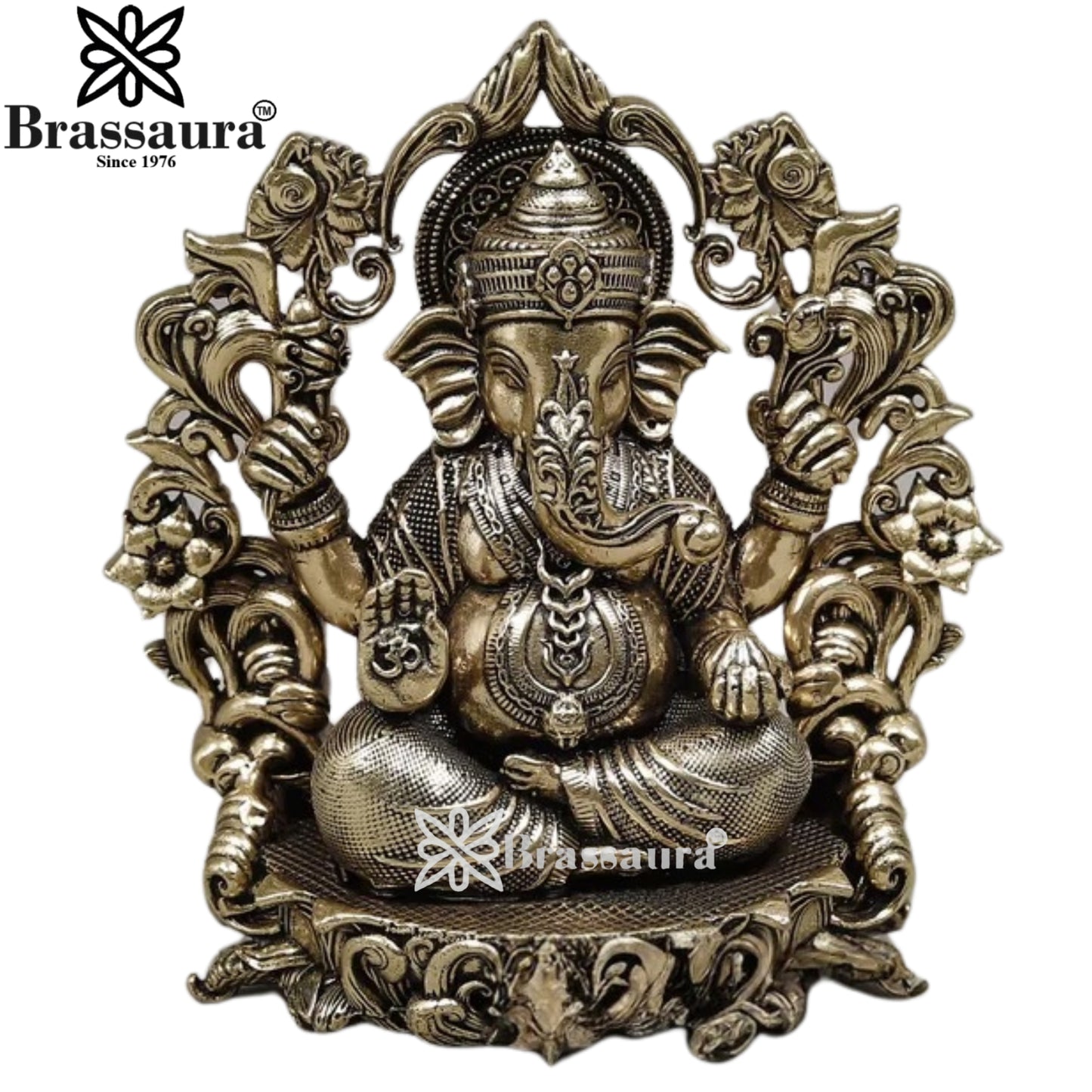 Brass Super fine Ganesha Statue Weight .348 Kg And Height 4 Inch