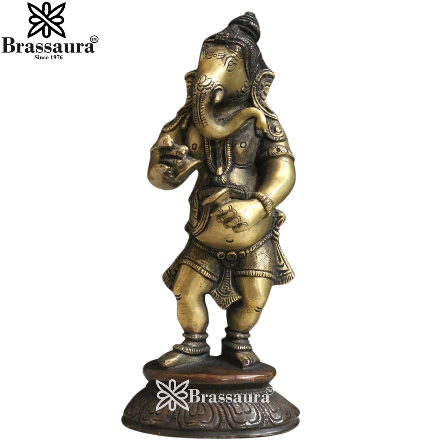 Brass Music Ganesha Statue Weight 9 Kg And Height 5 Inch
