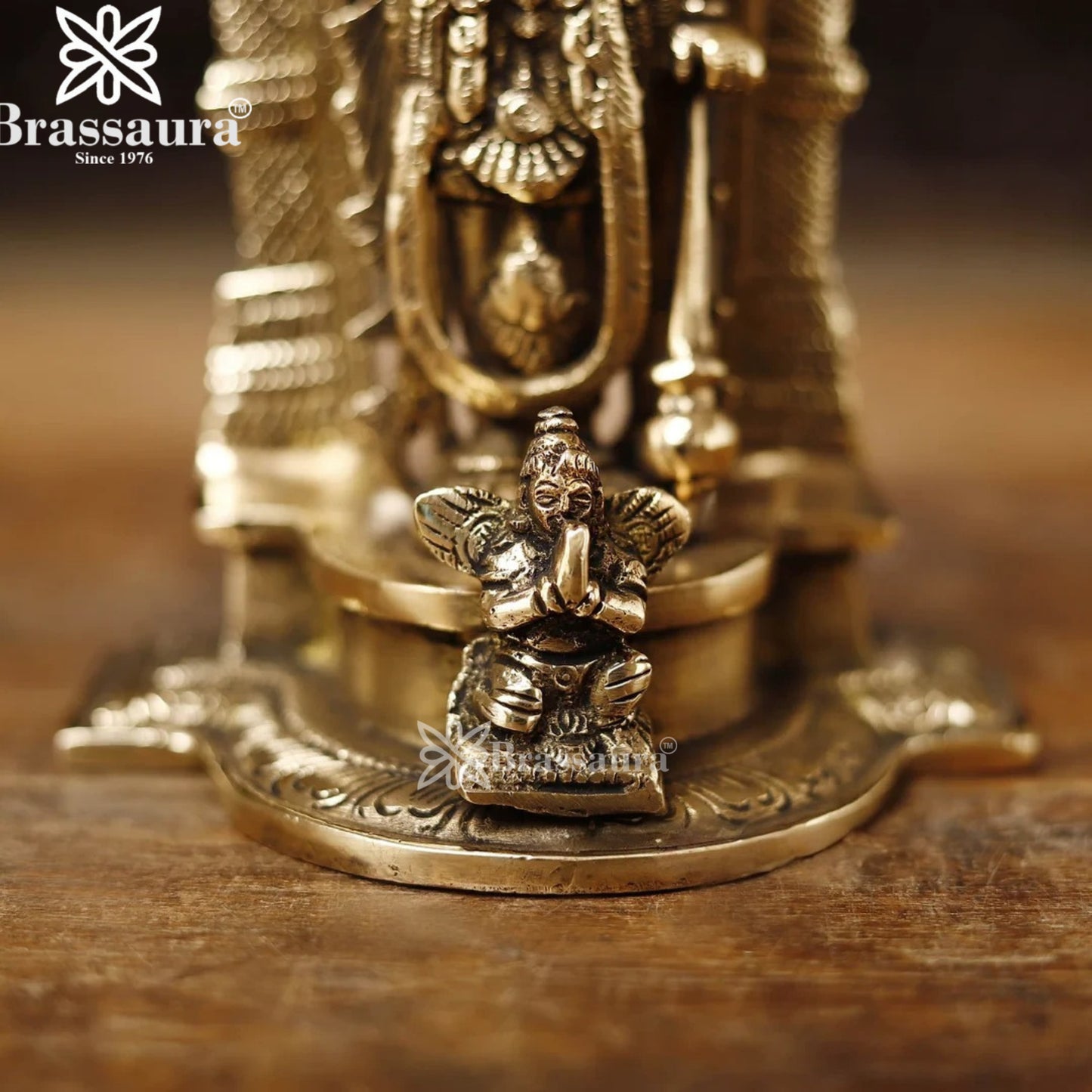 Brass Vishnu Statue Weight 1.83 Kg And Height 9 Inch