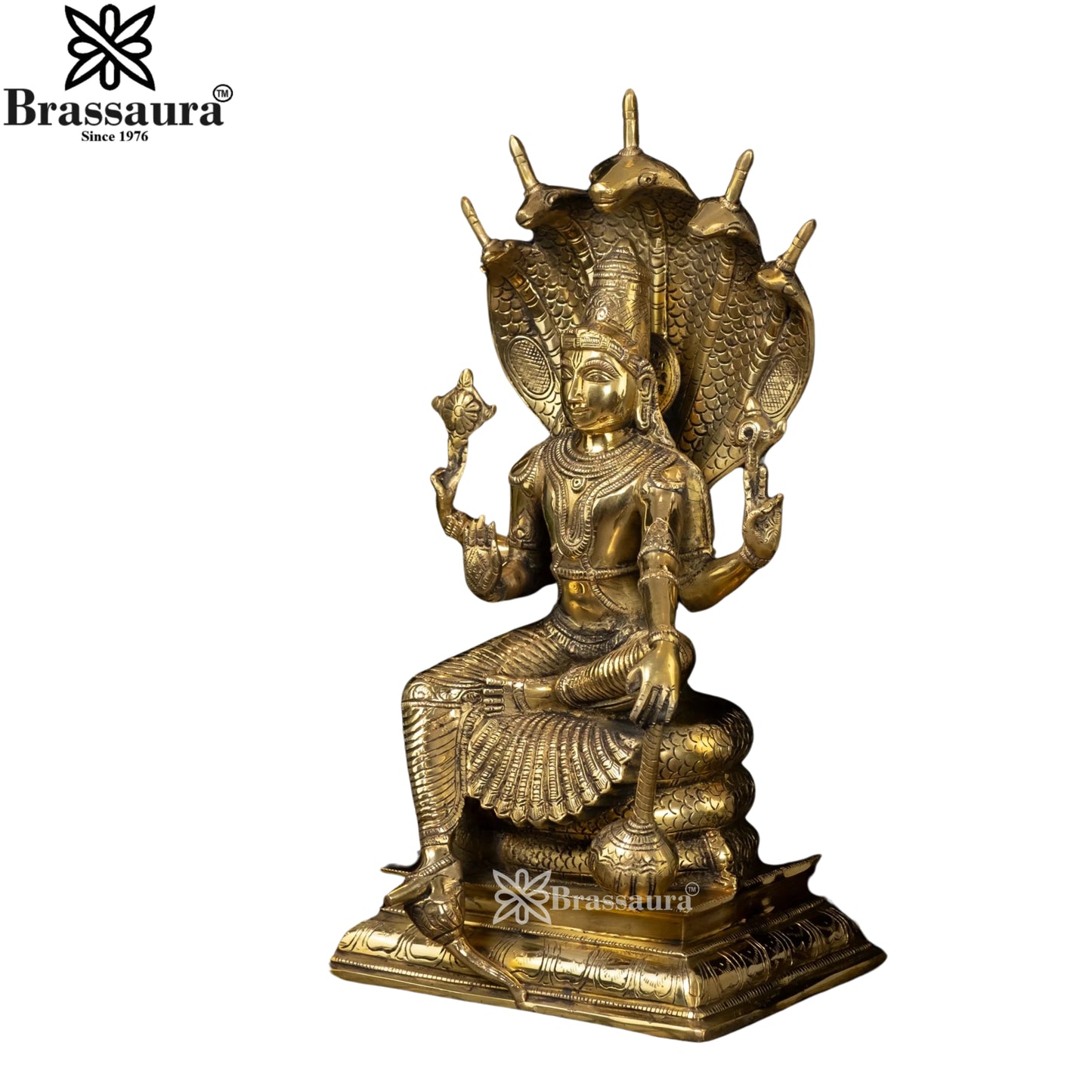Brass Vishnu Statue Weight 10.2 Kg And Height 16 Inch