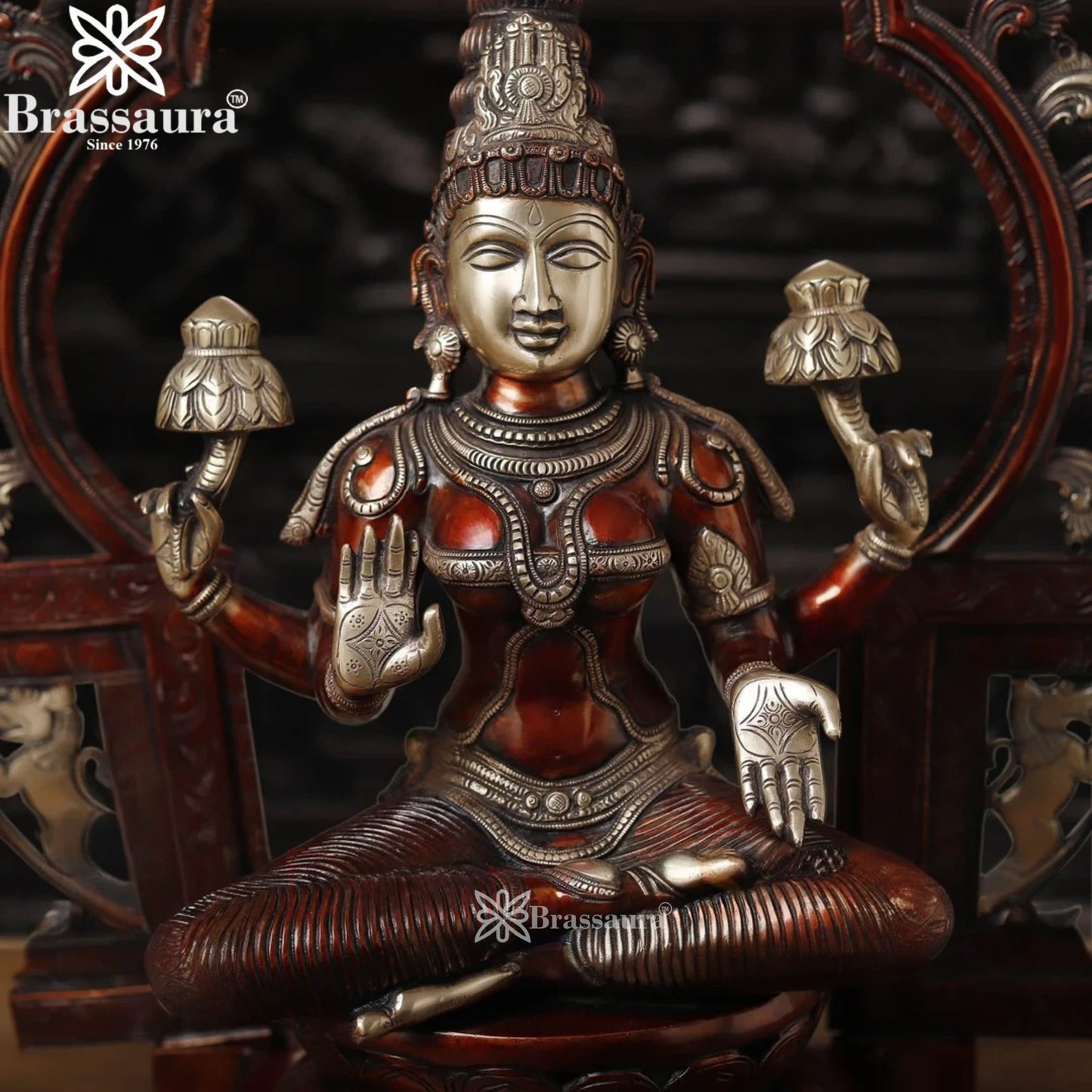 Brass Lakshmi Murti Weight 31.37 Kg And Height 32.5 Inch