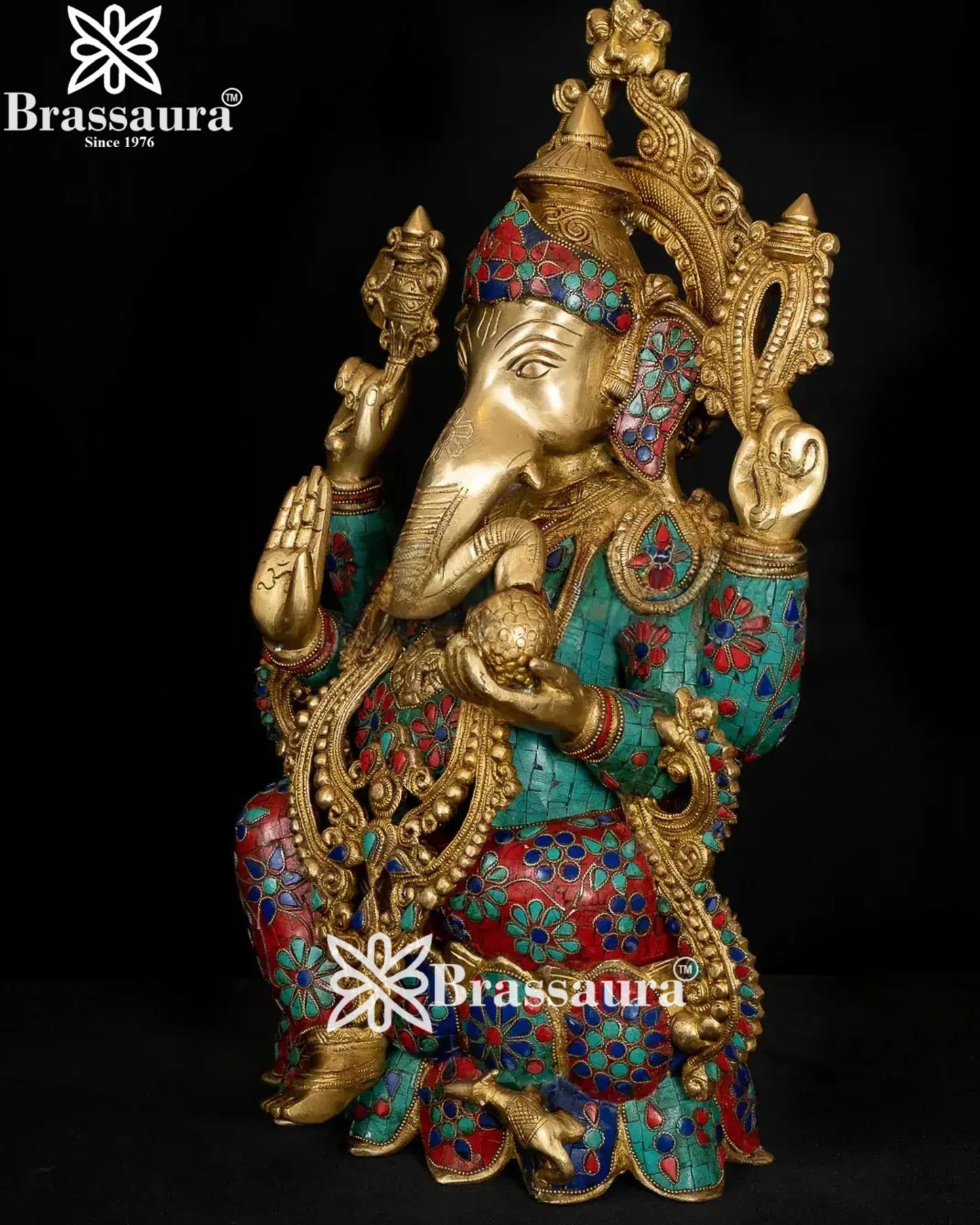 Brass Jewellery Gem Stone Work Ganesha Statue Weight 22 Kg And Height 21 Inch