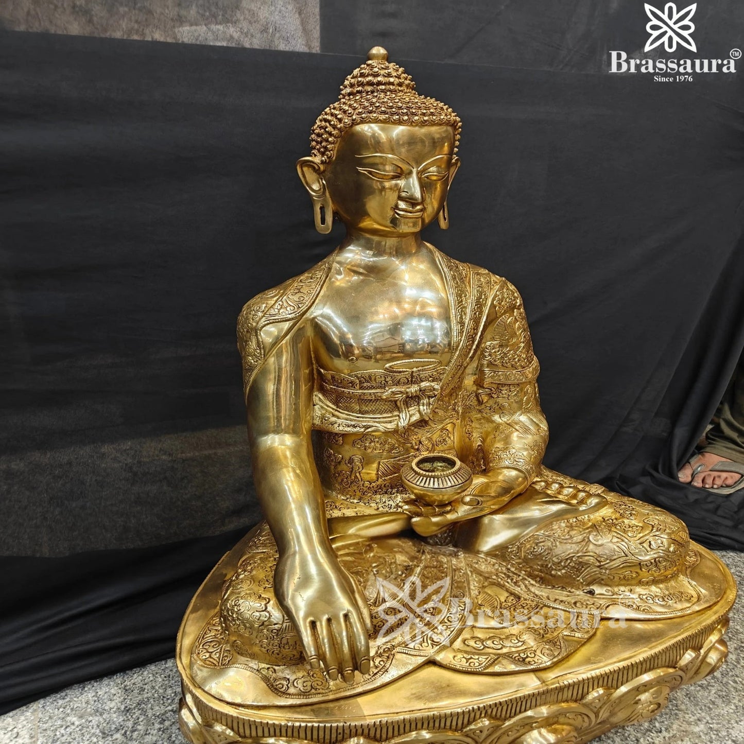 Brass Bhumisprasa Buddha Weight 52 kg & Height 33 Inch
