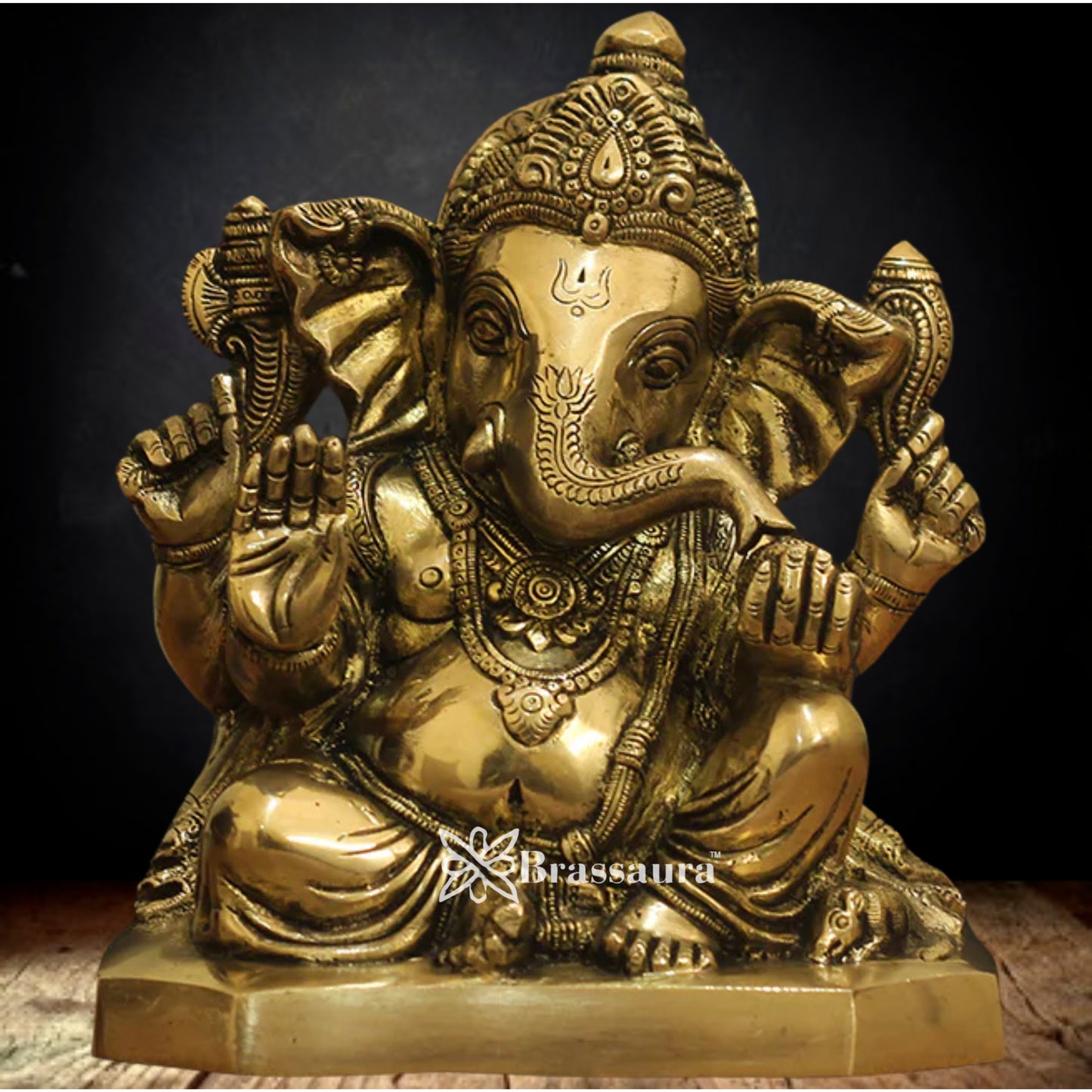 Brass Ganesha Statue Weight 3.8 Kg And Height 8 Inch
