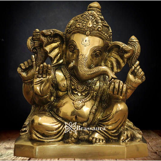 Brass Ganesha Statue Weight 3.8 Kg And Height 8 Inch