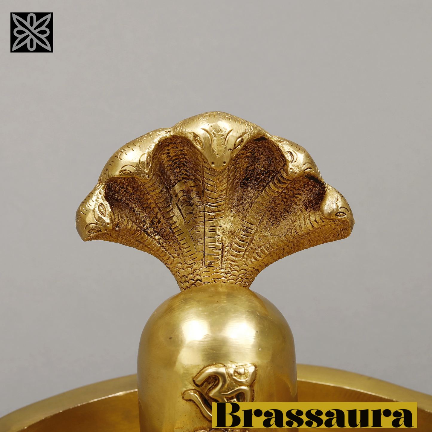 Brassaura™ Pure Brass Shivling– 8 Inch Height, 5.750 Kg Weight – Handcrafted Sacred Symbol of Lord Shiva