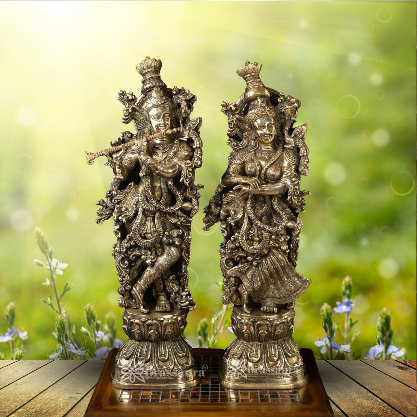 Brass Antique Radha Krishna Weight 31.6 Kg And Height 29 Inch