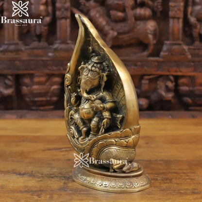 Brass Ganesha Weight 5.3 Kg & Height 13 Inch