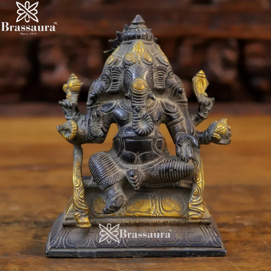Brass Ganesha Weight 2.44 Kg & Height 7 Inch