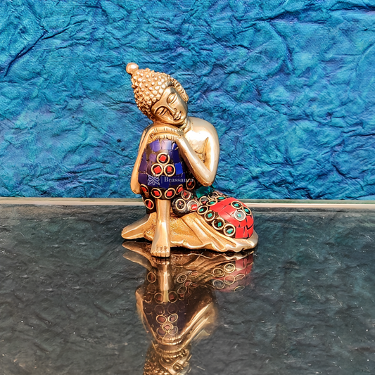 Brassaura™ Brass Thinking Buddha Statue – Height 4 Inches | Weight 0.6 Kgs | Meenakari Stonework
