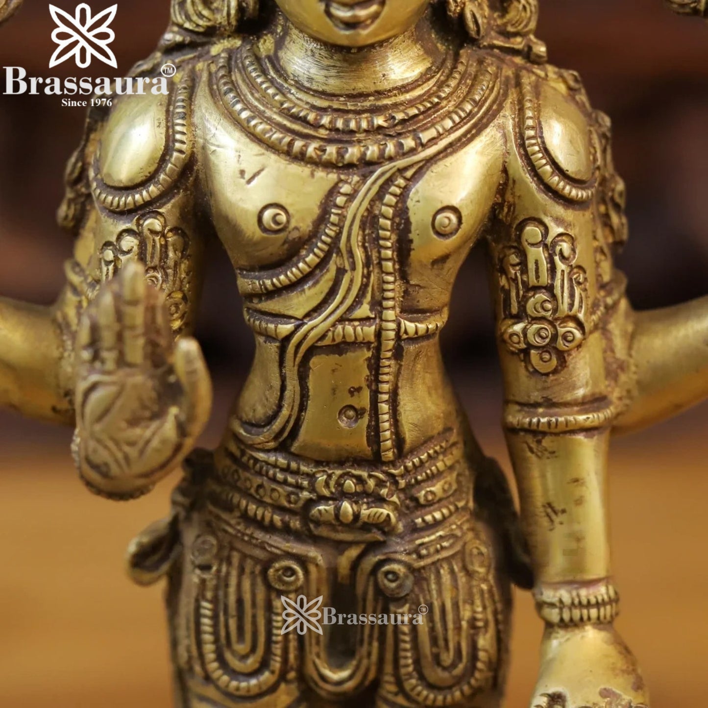Brass Vishnu Statue Weight 2.48 Kg And Height 12 Inch