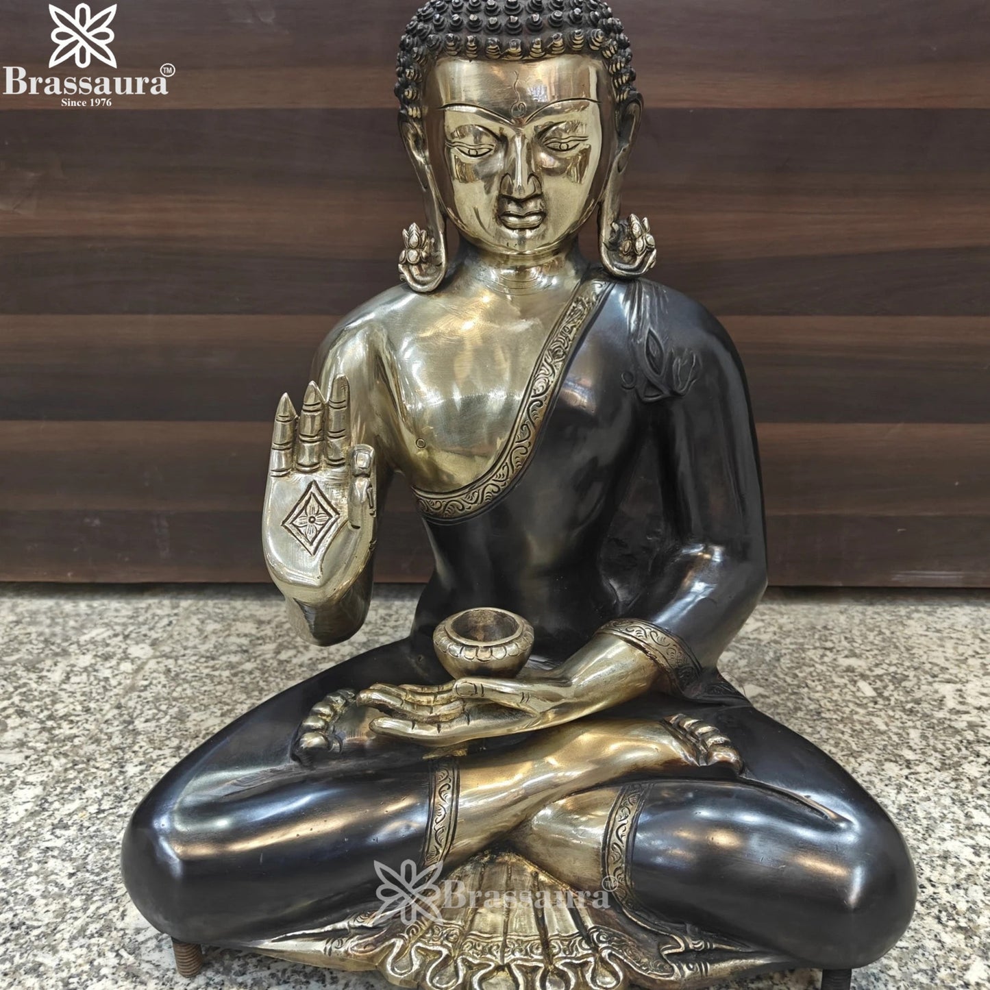 Brass Blessing Buddha Weight 17 kg & Height 20 Inch