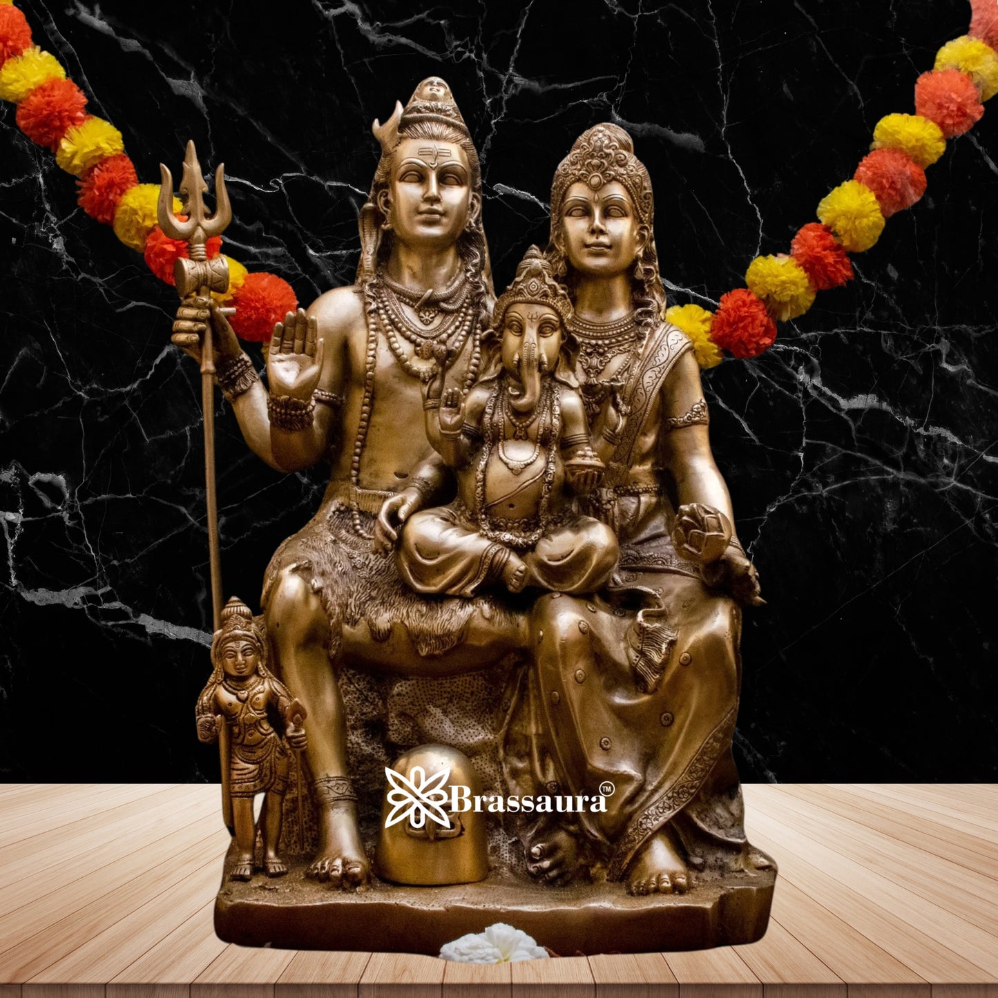 Brass Antique Shiv Family Weight 50 Kg & Height 24 Inch
