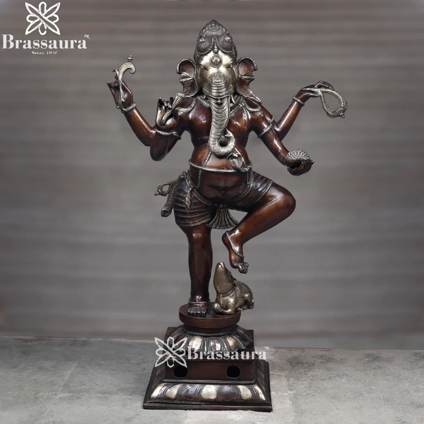 Brass Dancing Ganesha Weight 155 Kg & Height 66 Inch