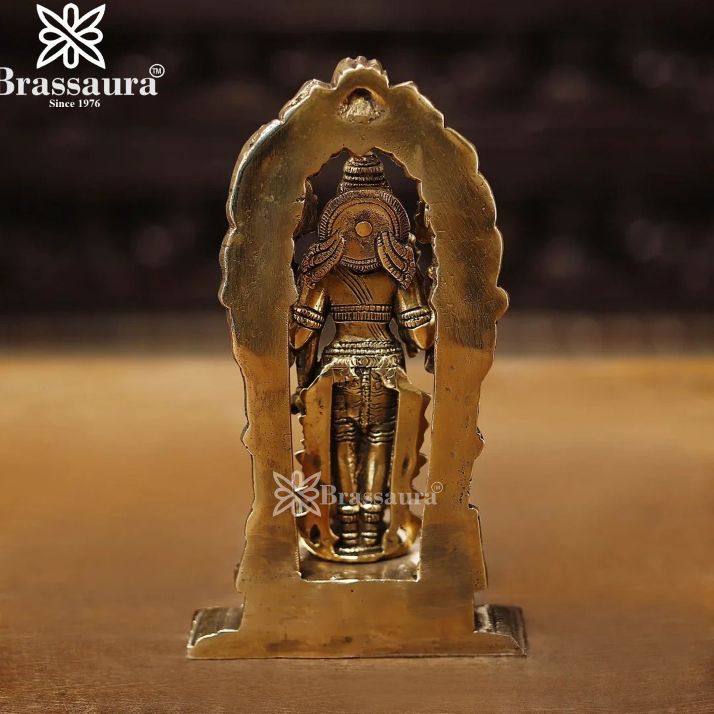 Brass Vishnu Statue Weight 1.83 Kg And Height 9 Inch