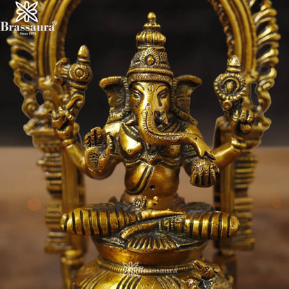 Brass Lakshmi Ganesh Saraswati Murti Weight 7.98 Kg And Height 9.5 Inch