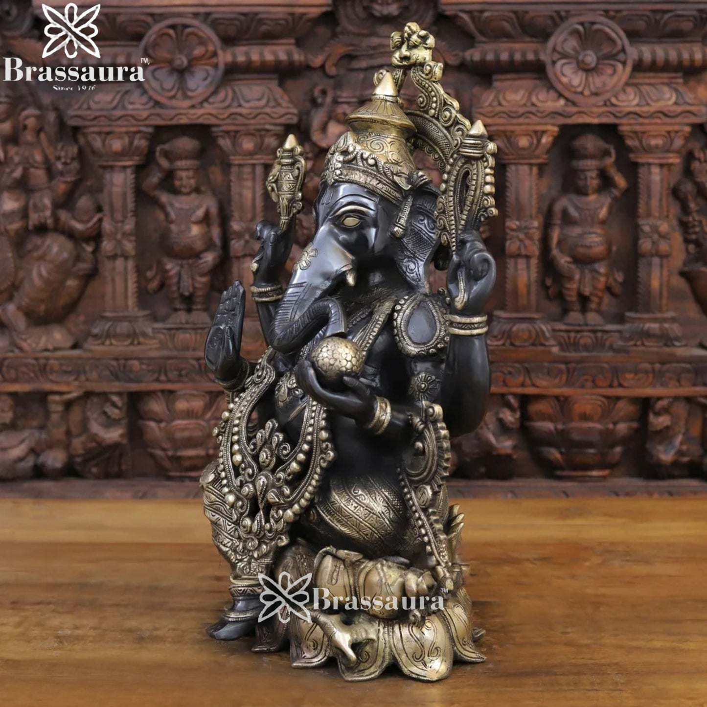 Brass Jewellery Ganesha Weight 20 Kg & Height 21 Inch