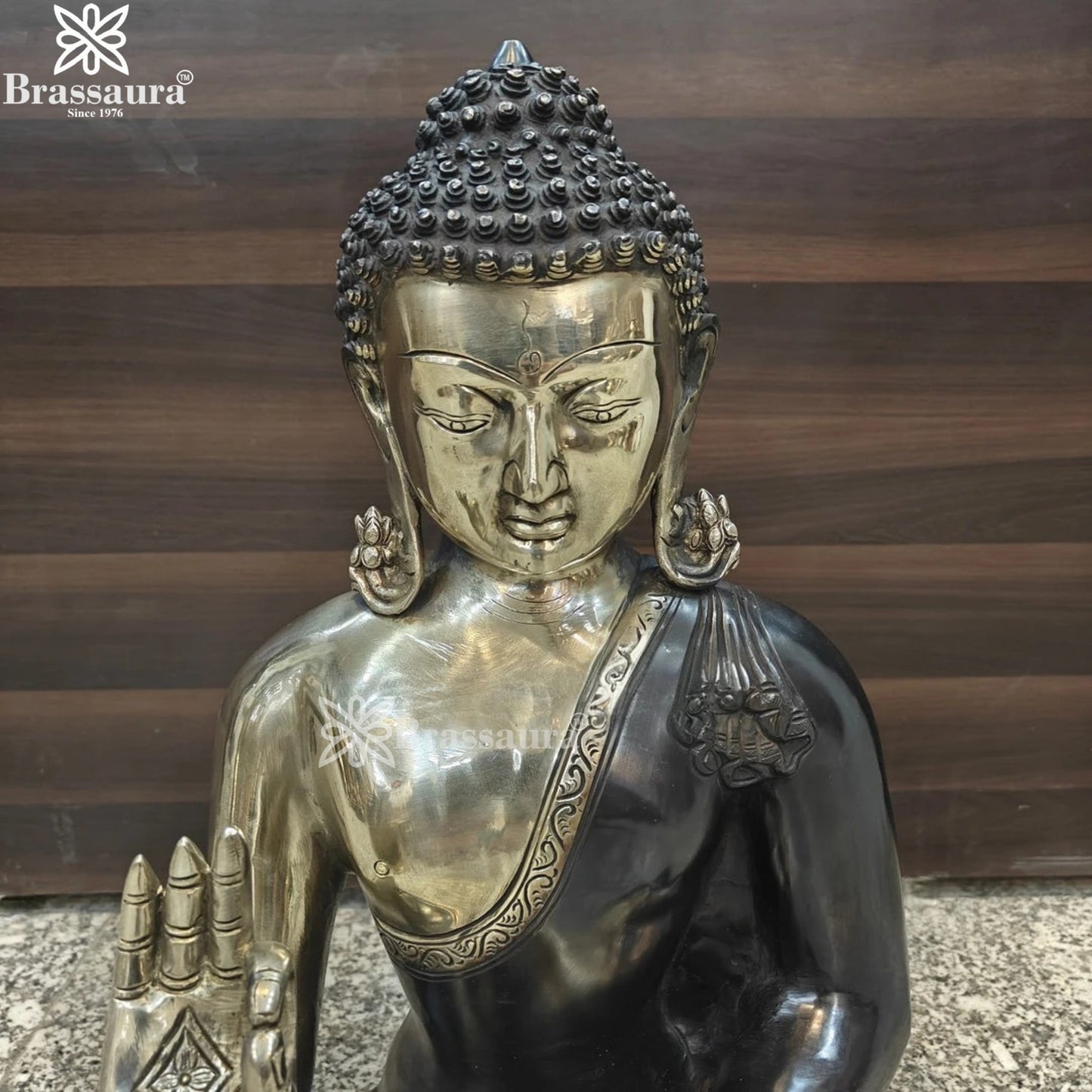 Brass Blessing Buddha Weight 17 kg & Height 20 Inch