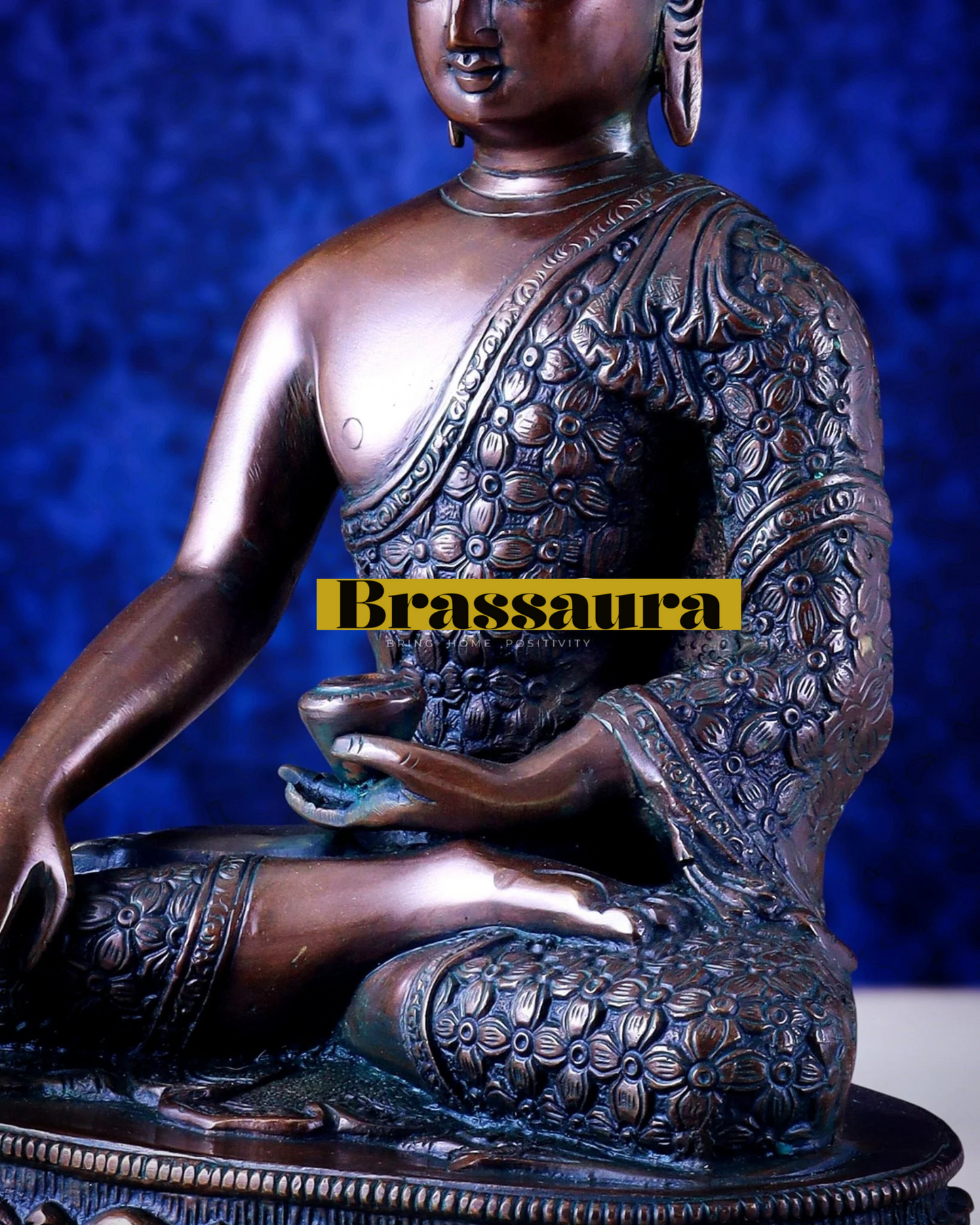 Brassaura™ Pure Brass Antique Medicine Buddha Statue – Height 13.5 Inches, Weight 6.8 Kgs