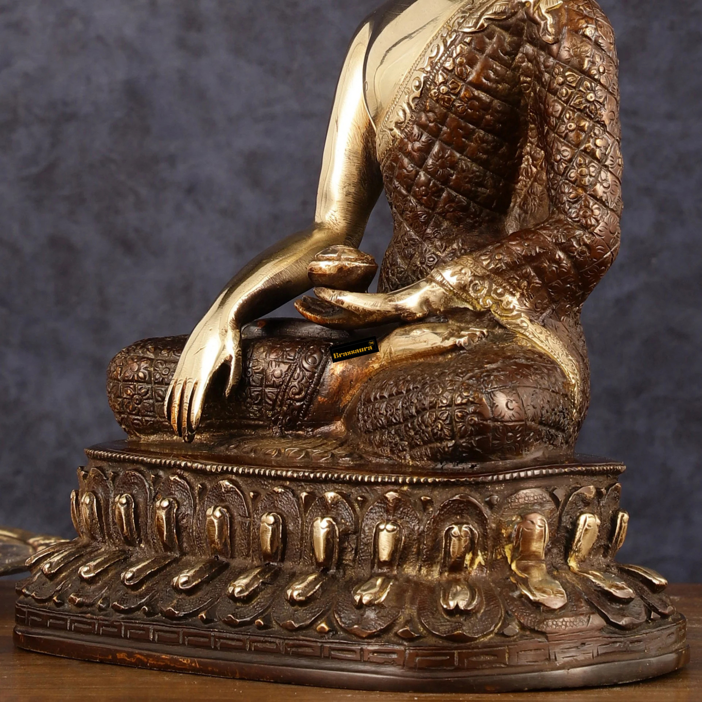 Brassaura™ Pure Brass Buddha Statue in Bhumi Nirvana Mudra – Height 10.5 Inches, Weight 3.33 Kgs