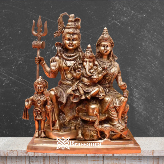 Brass Classic Shiv Family  Weight 14 Kg & Height 15 Inch