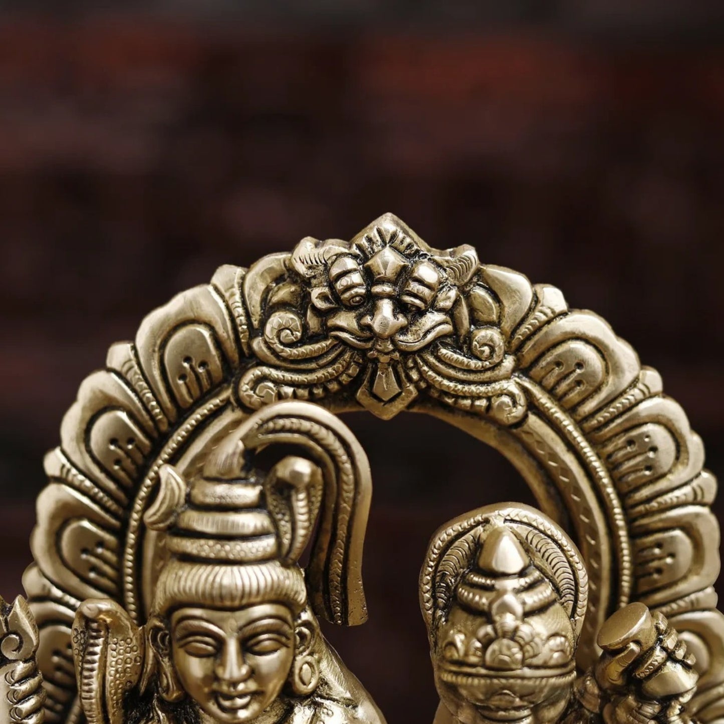 Brass Superfine Lord Shiv Parivaar Statue Weight 6.62 Kg And Height 12 Inch