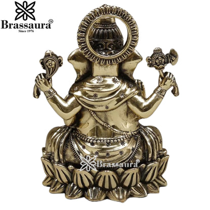 Brass Super fine Ganesha Statue Weight .122 Kg And Height 3 Inch