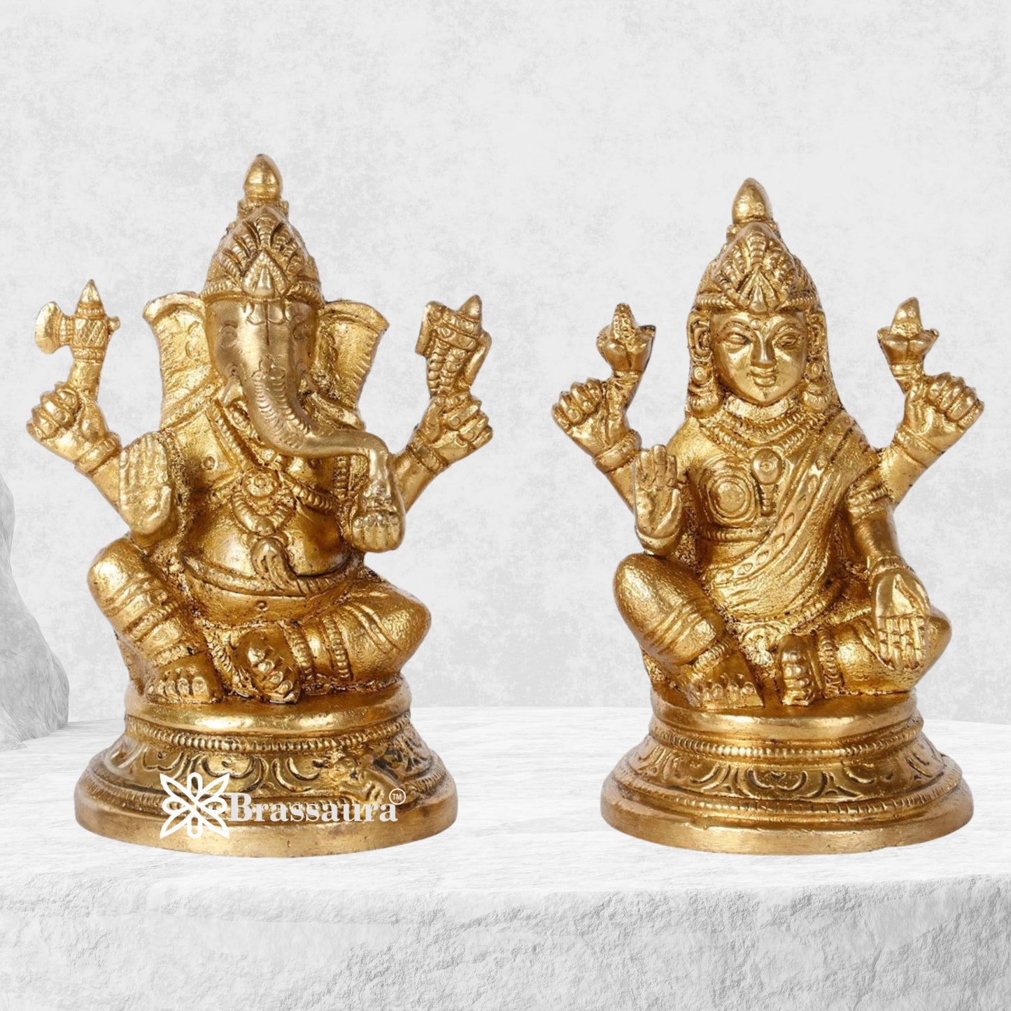 Brass Royal Golden Lakshmi Ganesh Weight 1.5 Kg & Height 4 Inch