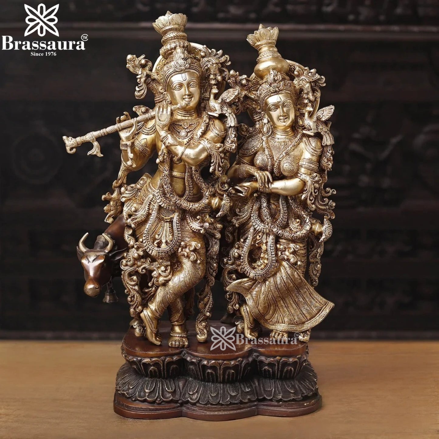 Brass Radha Krishna Murti Weight 41.13 Kg And Height 28 Inch