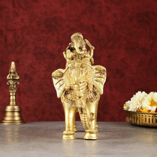 Brassaura™ Handcrafted Brass Ganesha with Riddhi Siddhi on Elephant – Height 7.5 Inches, Weight 2.7 Kgs