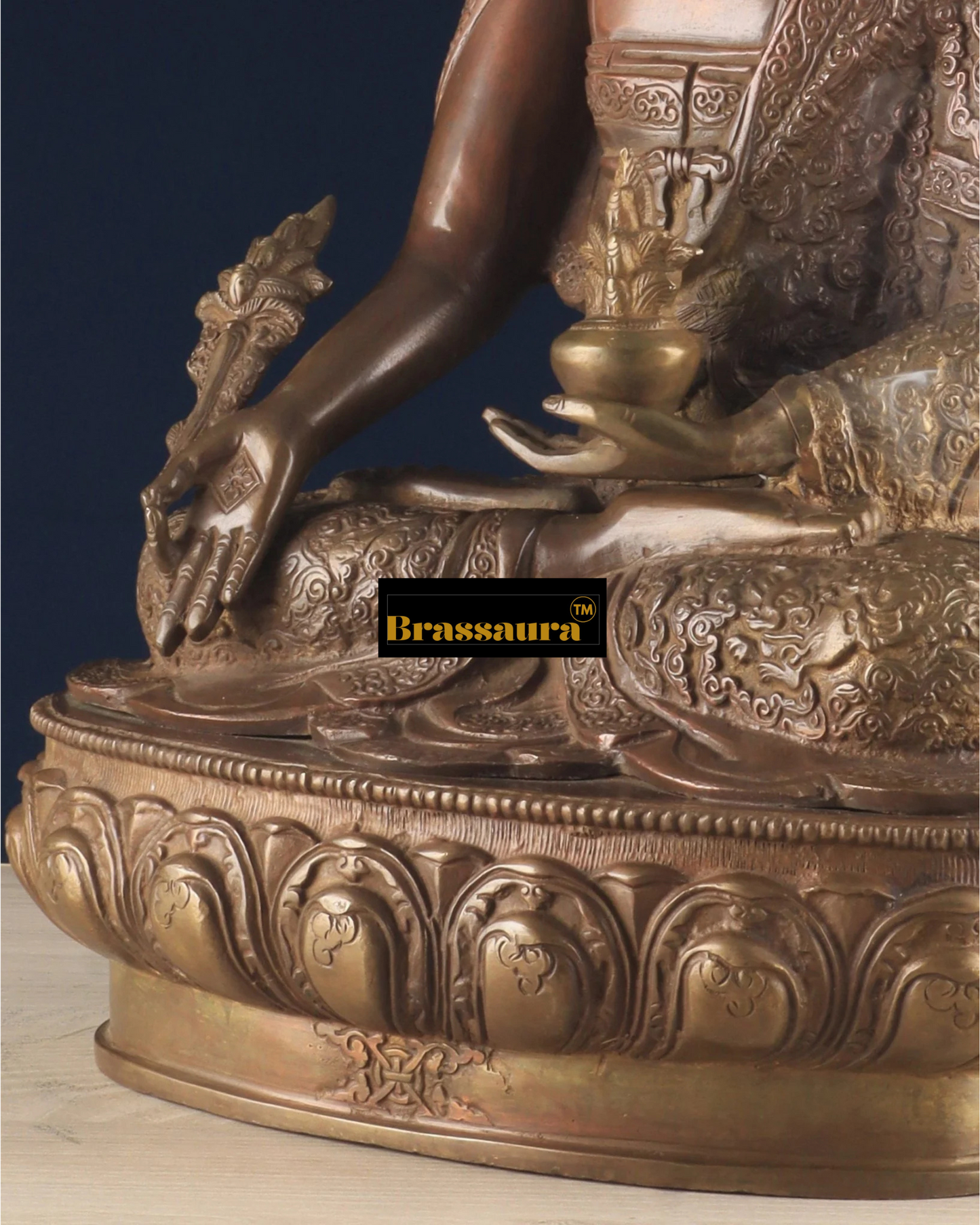 Brassaura™ Pure Brass Healing Medicine Buddha Idol – Height 17 Inches, Weight 12 Kgs