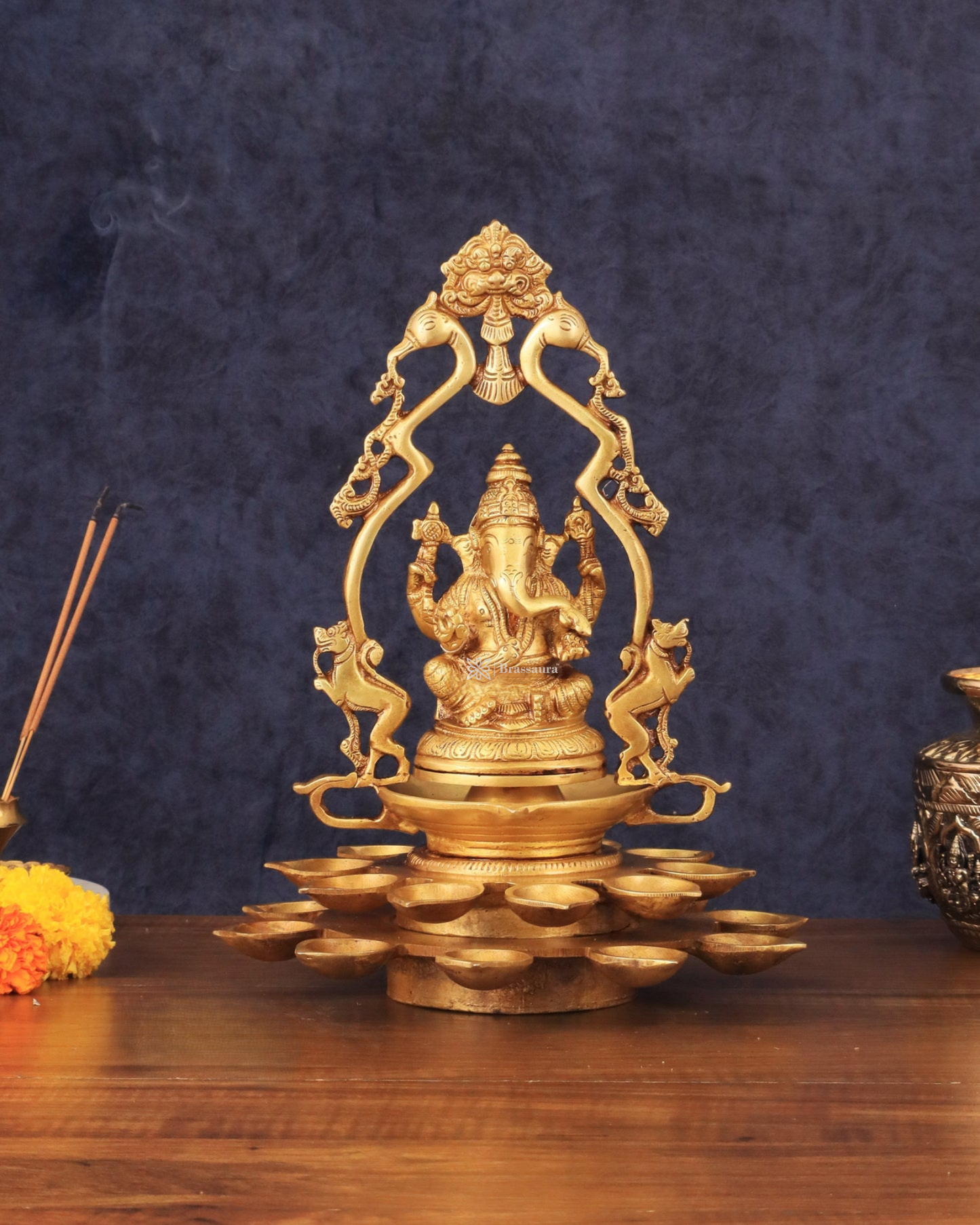 Brassaura™ Pure Brass Ganesha Statue with Diyas & Thiruvachi Frame – 12" Height, 3.8 kg – Divine Home Decor