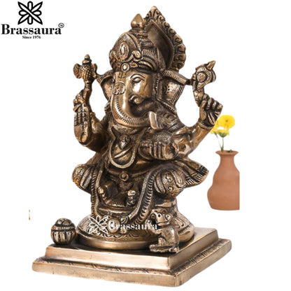Brass Ganesha Statue Weight 2.3 Kg & Height 7 Inch
