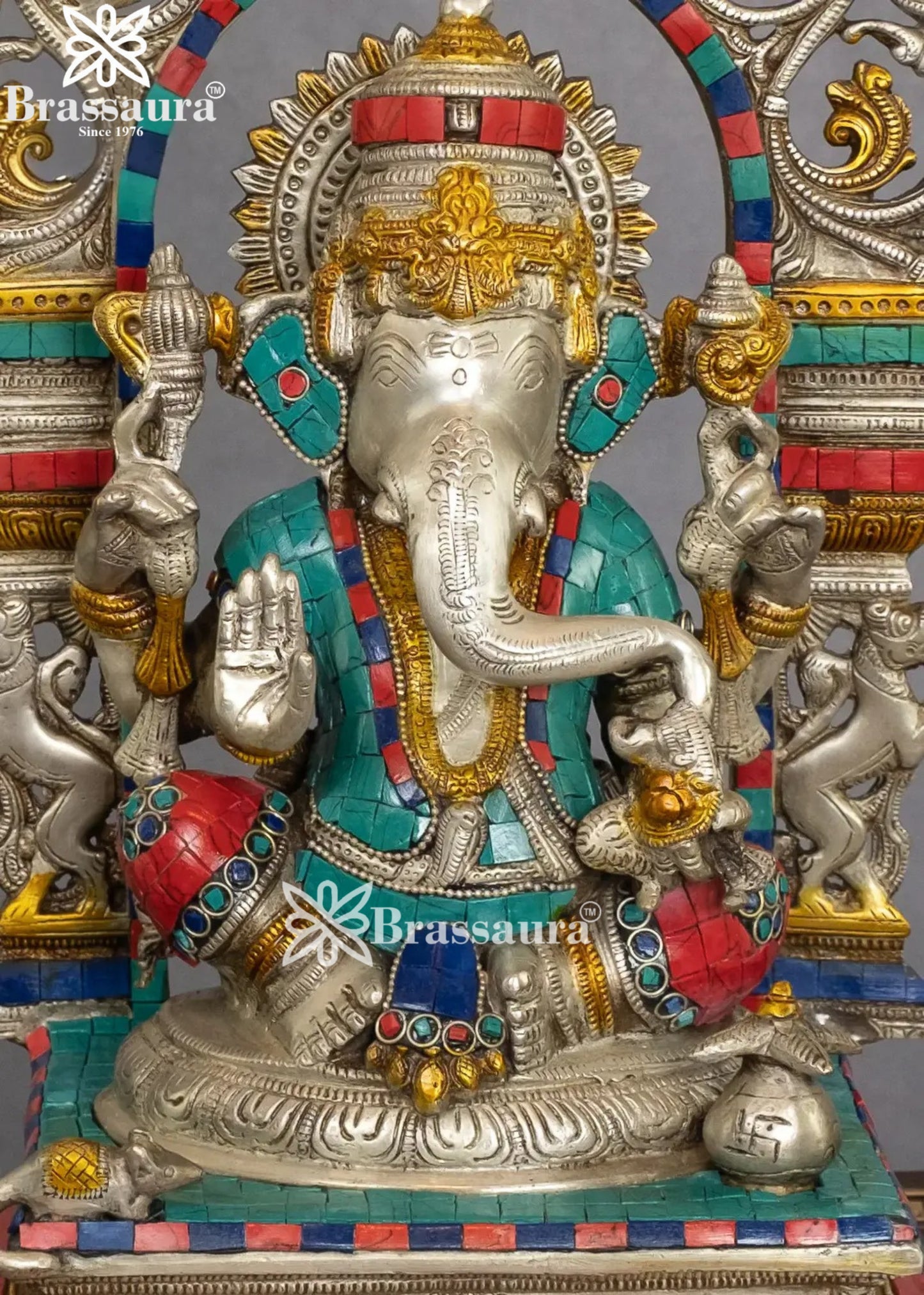 Brass Ganesha Statue Weight 9 Kg And Height 15 Inch
