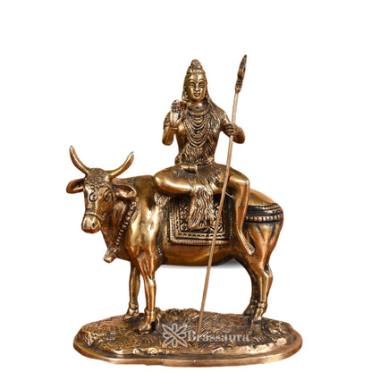 Brass Lord Shiva Sitting on Nandi Statue Weight 3.2 Kg And Height 8.5 Inch