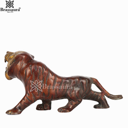Brass Tiger For Home Décor And Gift Items Weight 3.2 kg Height 7 Inch