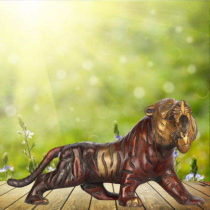 Brass Tiger For Home Décor And Gift Items Weight 3.2 kg Height 7 Inch