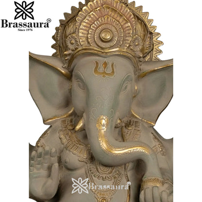 Brass Ganesha Statue Weight 9.2 Kg And Height 12 Inch