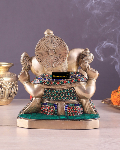 Brassaura™ Pure Brass Ganesha Statue – 7.5 Inch Height | 3.88 kg | Handcrafted with Stone Inlay