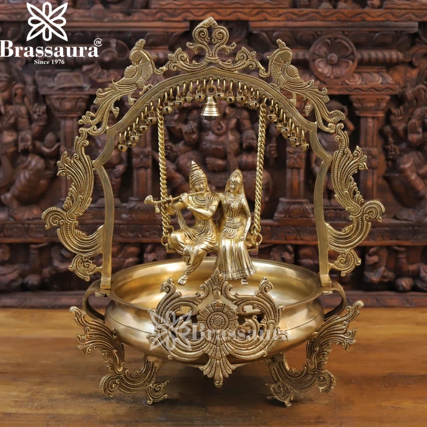Brass Radha Krishna Urli Statue Weight 14.06 Kg And Height 23.5 Inch
