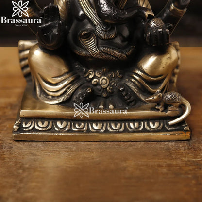 Brass Ganesha Weight 4.6 Kg & Height 9 Inch