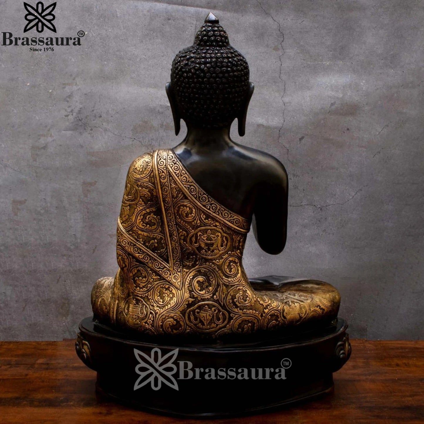 Brass Blessing Buddha Weight 23 kg & Height 22.5 Inch