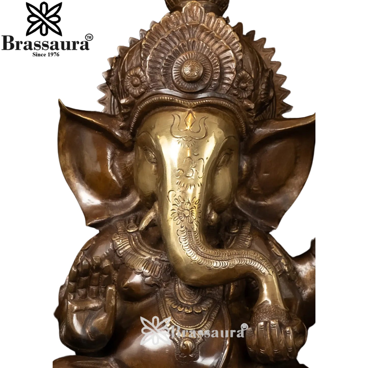 Brass Ganesha Statue Weight 11.5 Kg And Height 14 Inch