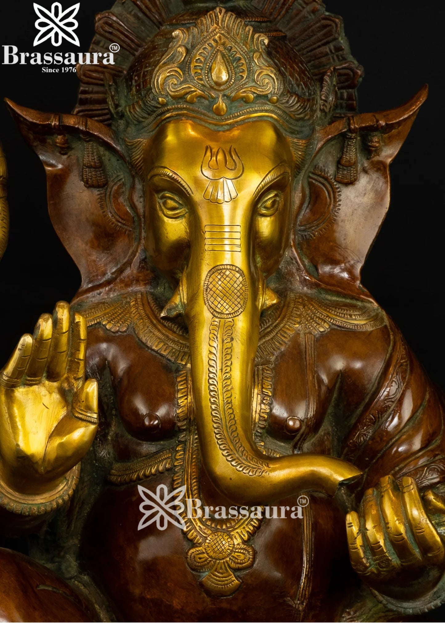 Brass Ring Ganesha Statue Weight 24.5 Kg And Height 20.5 Inch